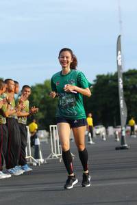 BIB: 382
                            <button type="button" onclick="openModal(5173050)" class="btn btn-primary btn-sm float-right btn-popup" data-toggle="modal" data-target=".modal-high-quality">
                        <i class="fas fa-shopping-cart"></i> Add to Cart
                    </button>
                                            <button type="button" onclick="isThisMe(5173050, true)" class="btn btn-success btn-sm float-right btn-popup btn-isme hidden" data-toggle="tooltip" data-placement="bottom" title="นี่คือรูปของคุณใช่ไหม คลิกที่นี่เพื่อเอาเข้าอัลบั้ม">
                        <i class="fas fa-plus"></i> Add to album
                    </button>
                    <button type="button" onclick="isThisMe(5173050, false)" class="btn btn-warning btn-sm float-right btn-popup btn-isnotme hidden">
                        <i class="fas fa-ban"></i> Remove from album
                    </button>